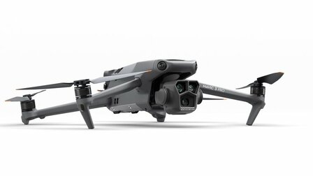 DJI Mavic 3 Pro (DJI RC)